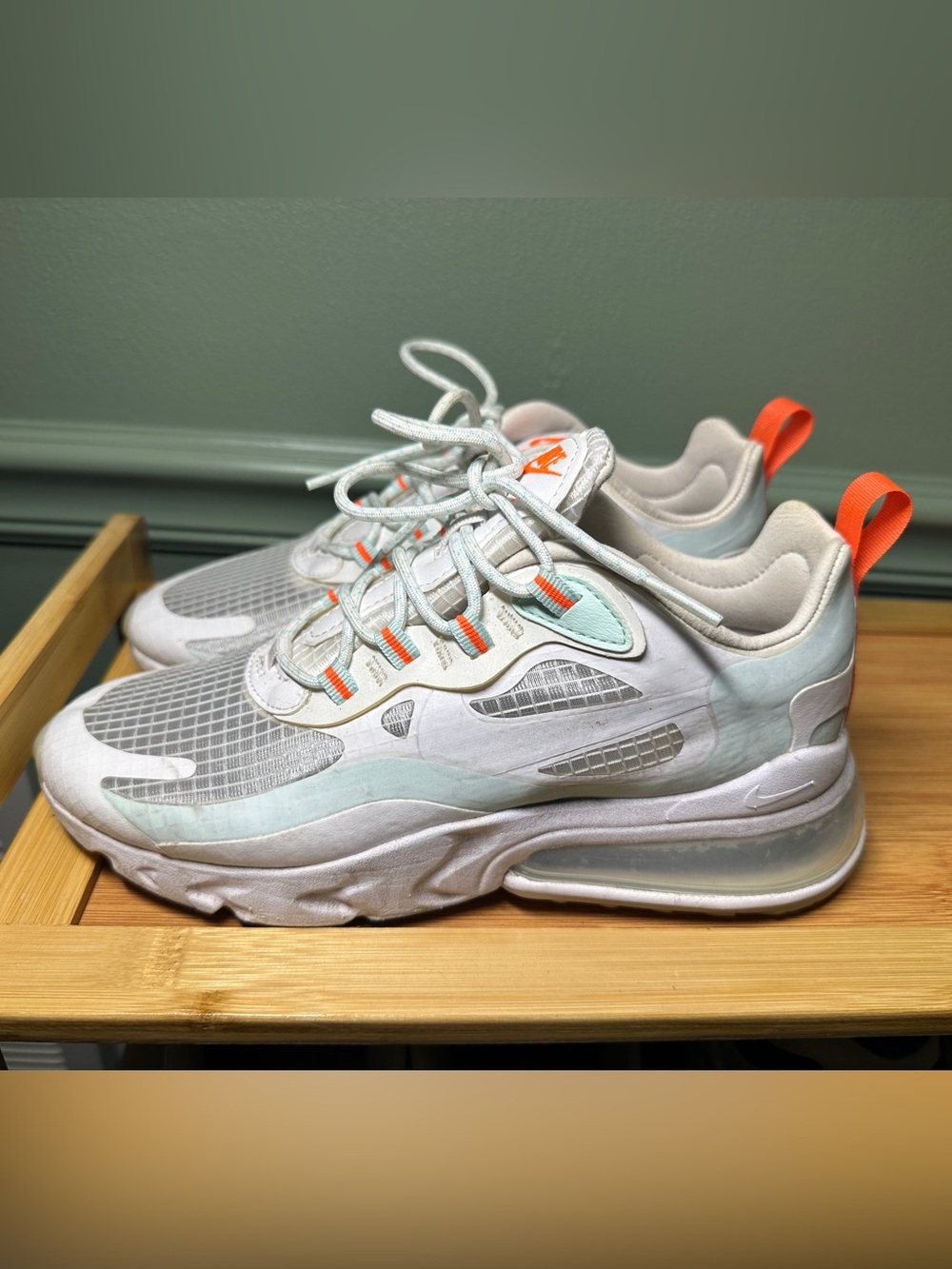 Nike Air Max 270 React white trainers in Hyper Crimson